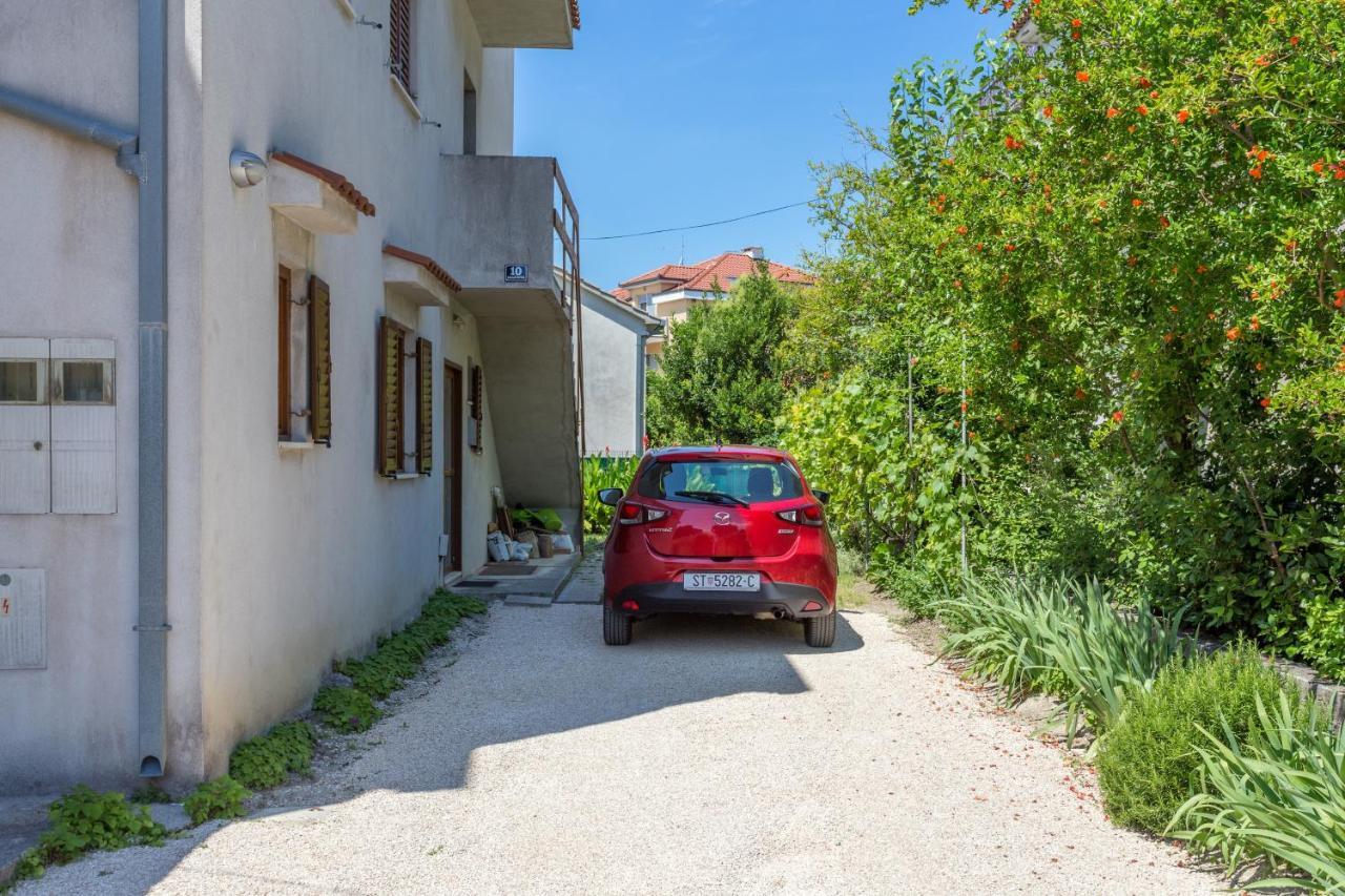 Apartments With A Parking Space Kastel Stari, Kastela - 20999 エクステリア 写真